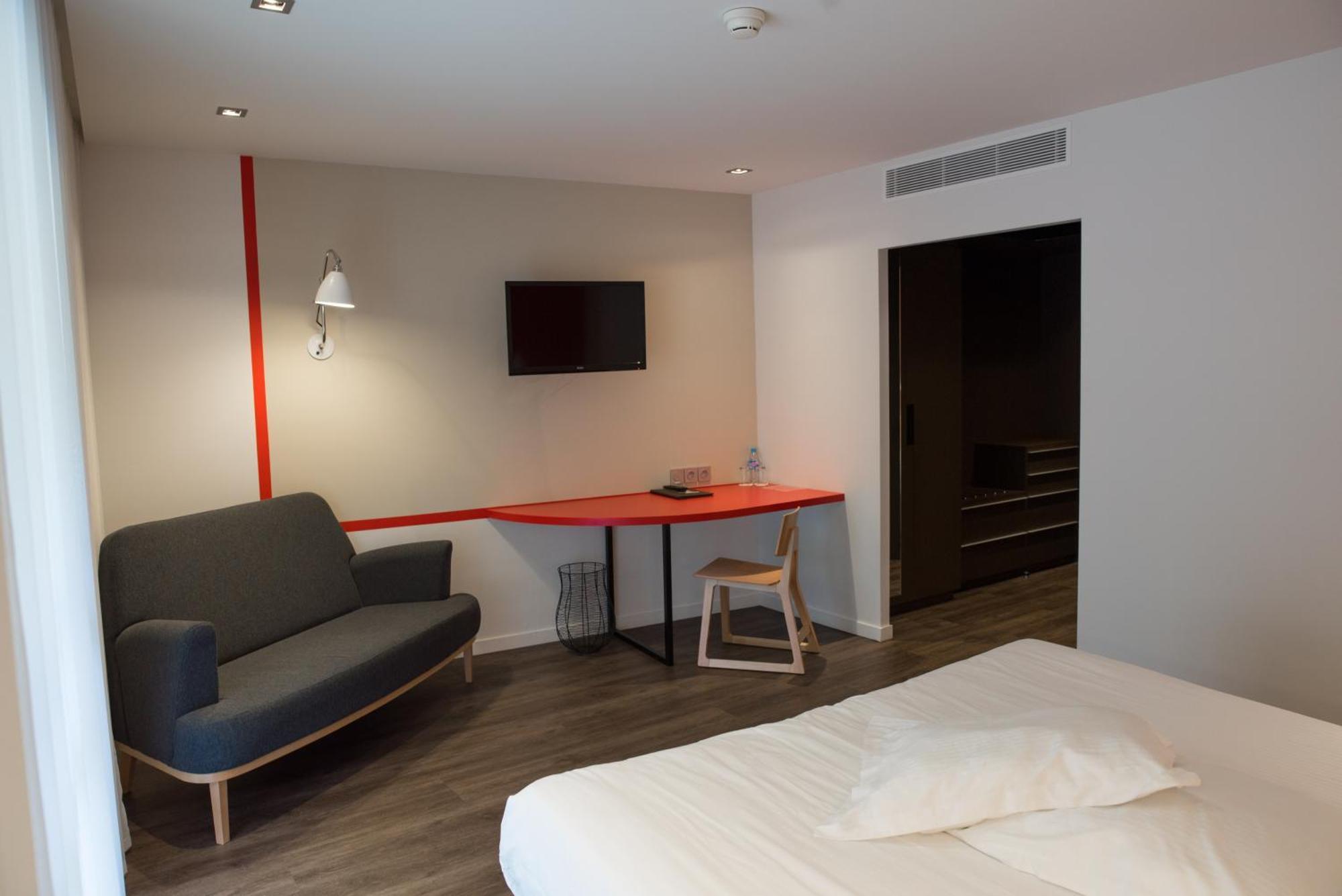 Hotel Logis Domaine Du Moulin Cavier 3*